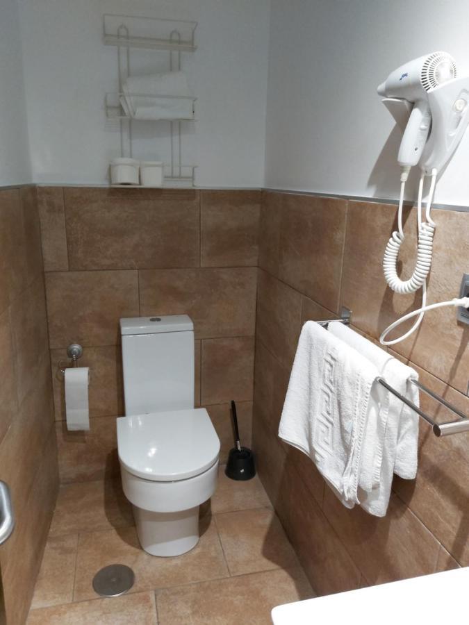 Hotel Complutense 알칼라데에나레스 외부 사진