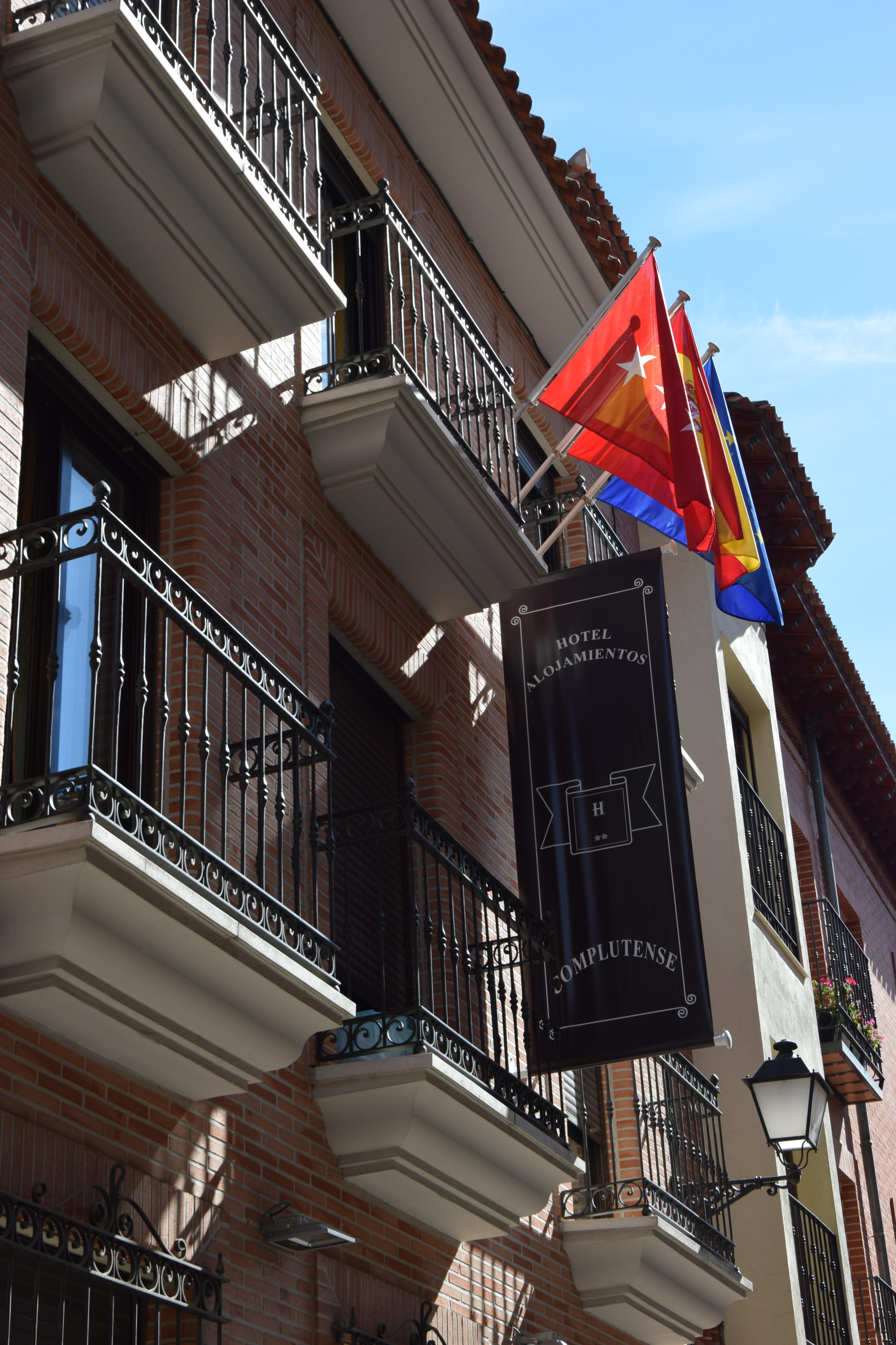 Hotel Complutense 알칼라데에나레스 외부 사진